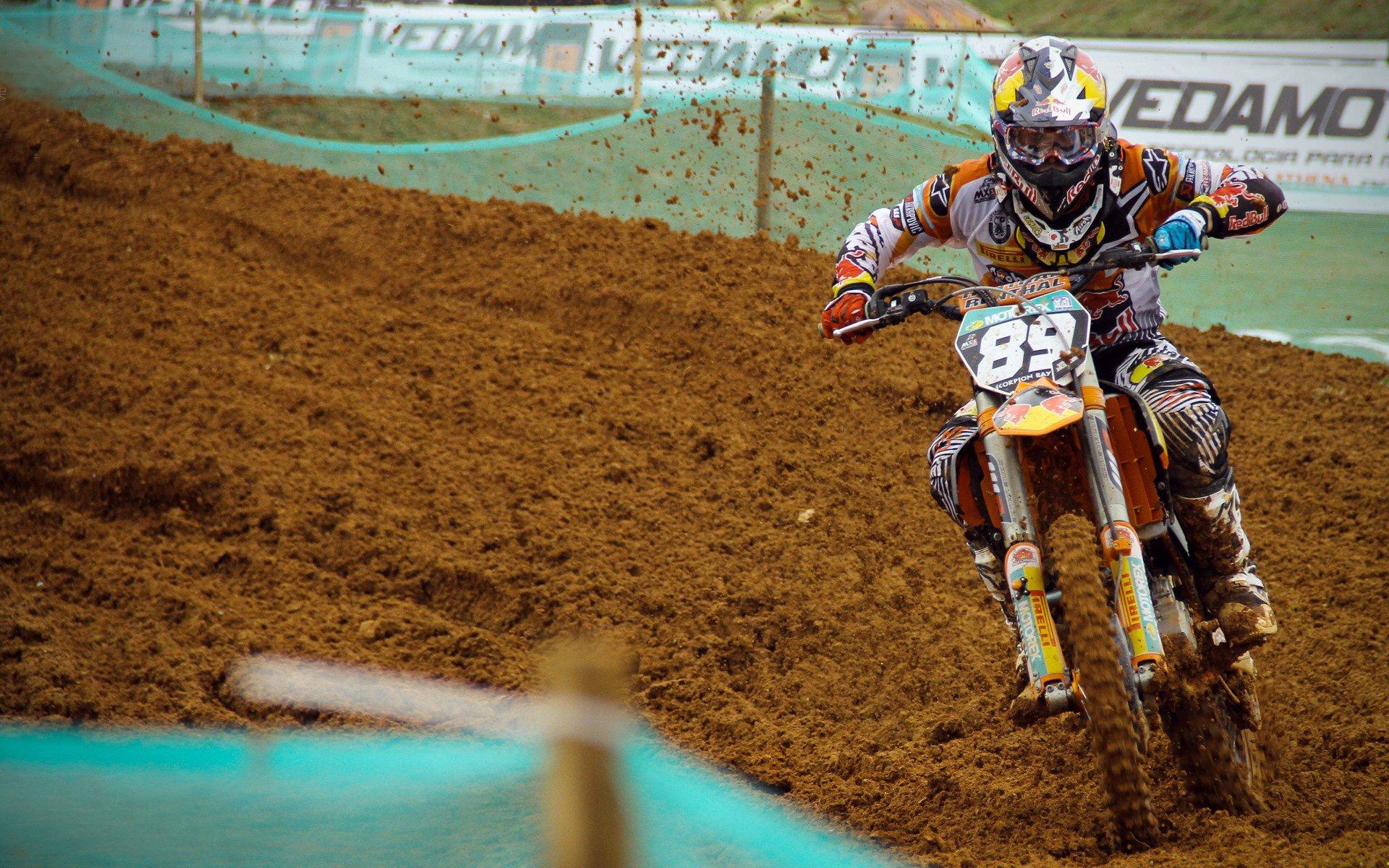 德约科维奇鏖战五盘险胜新生代天才 第24座大满贯近在咫尺