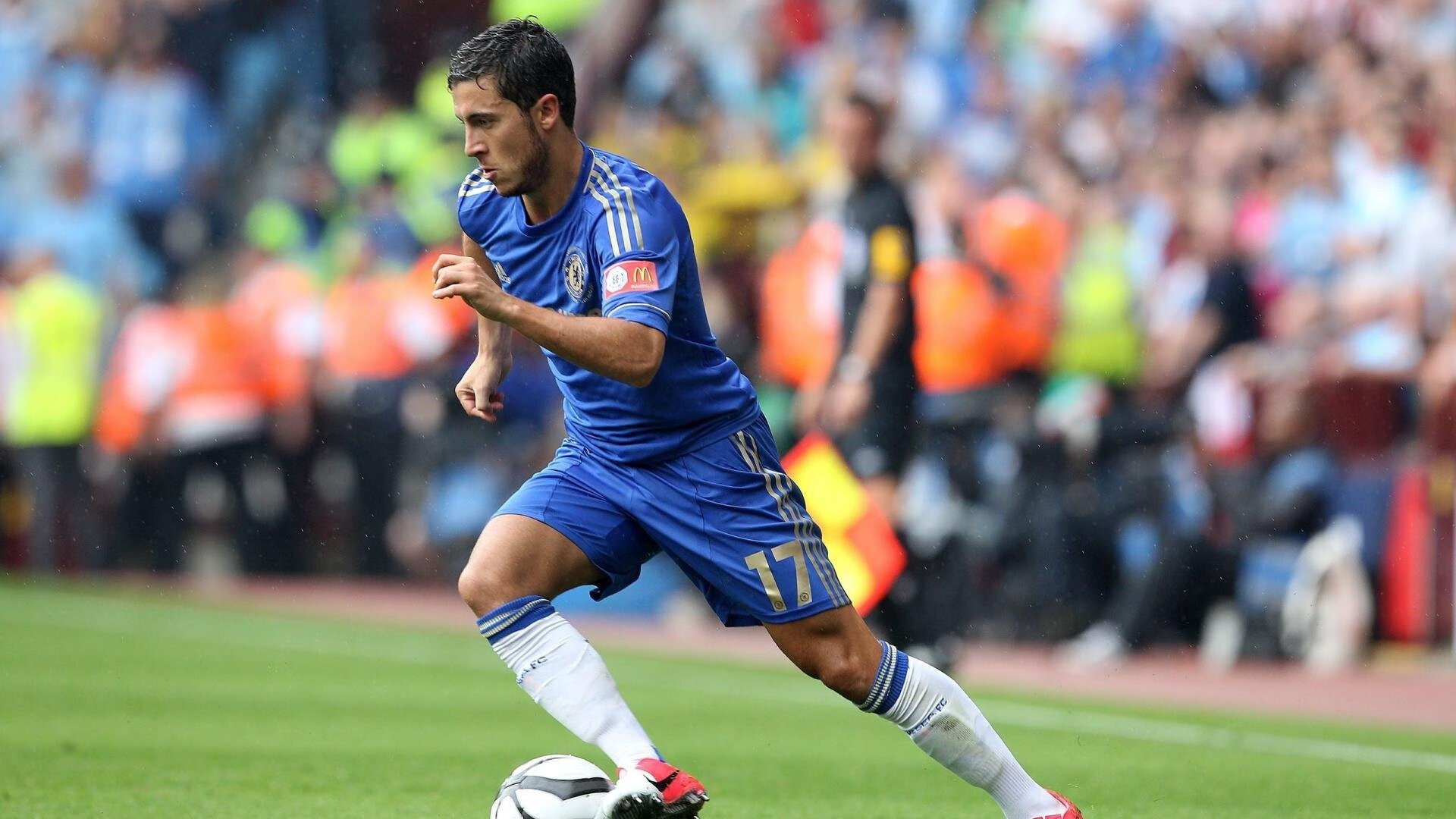 电竞热潮席卷全球,职业联赛观赛人数破亿,新兴体育产业迎来黄金时代